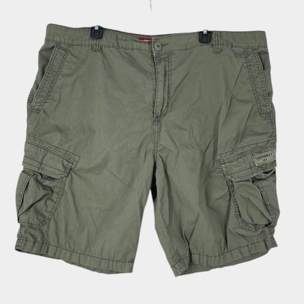 UnionBay Shorts Men's 42 Khaki Cargo Utility Rugged Outdoors Fishing